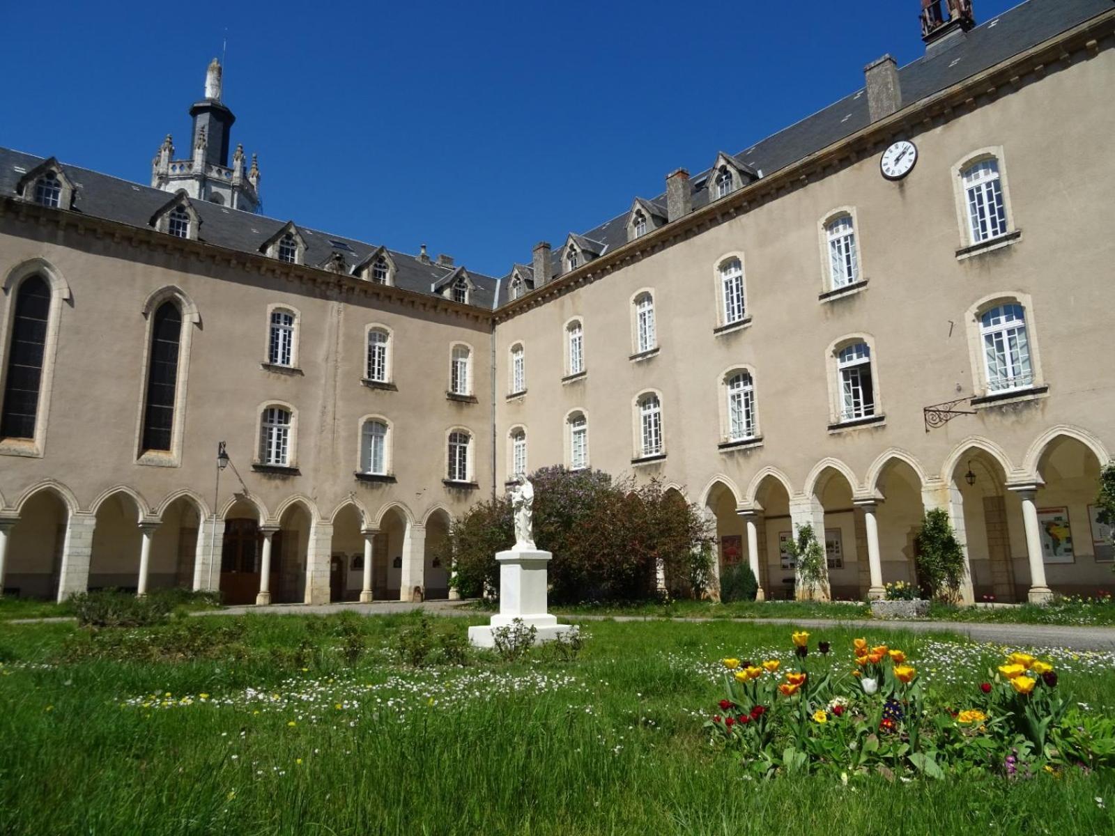 Hotel Le Grand Couvent De Gramat Exteriér fotografie